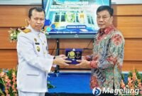 Pemkab Magelang menjalin kerja sama program Sekolah Kedinasan Transportasi Darat bersama Kementerian Perhubungan.